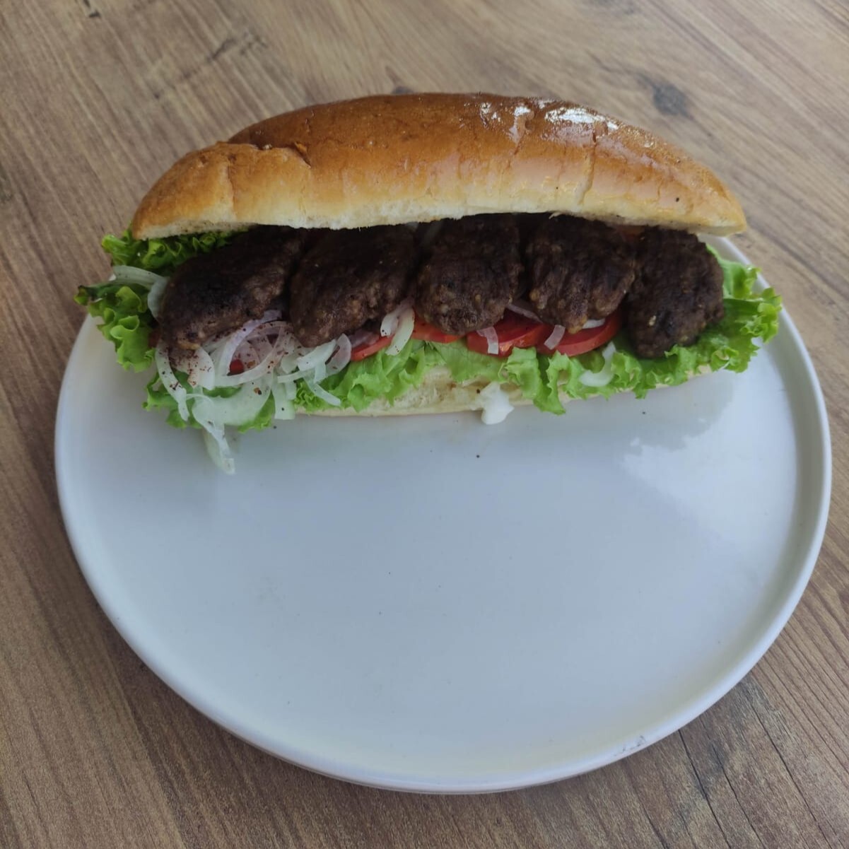 Ekmek Arası Köfte