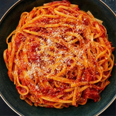 Arrabbiata Makarna (Az Acılı)