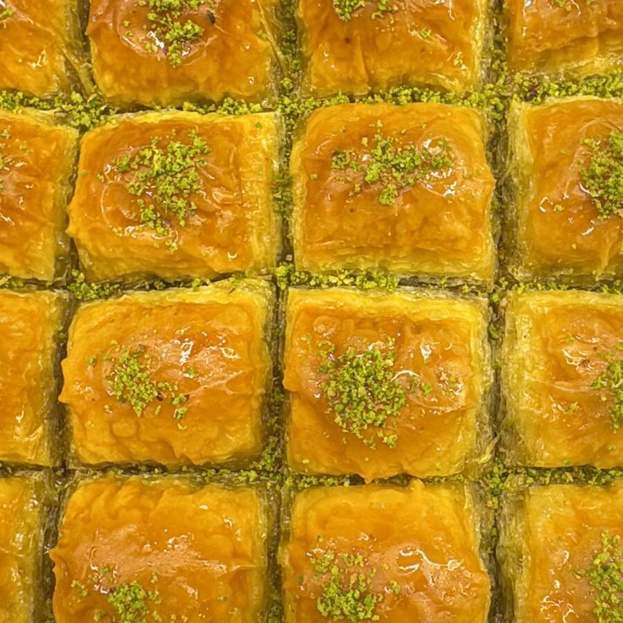 Cevizli Kare Baklava