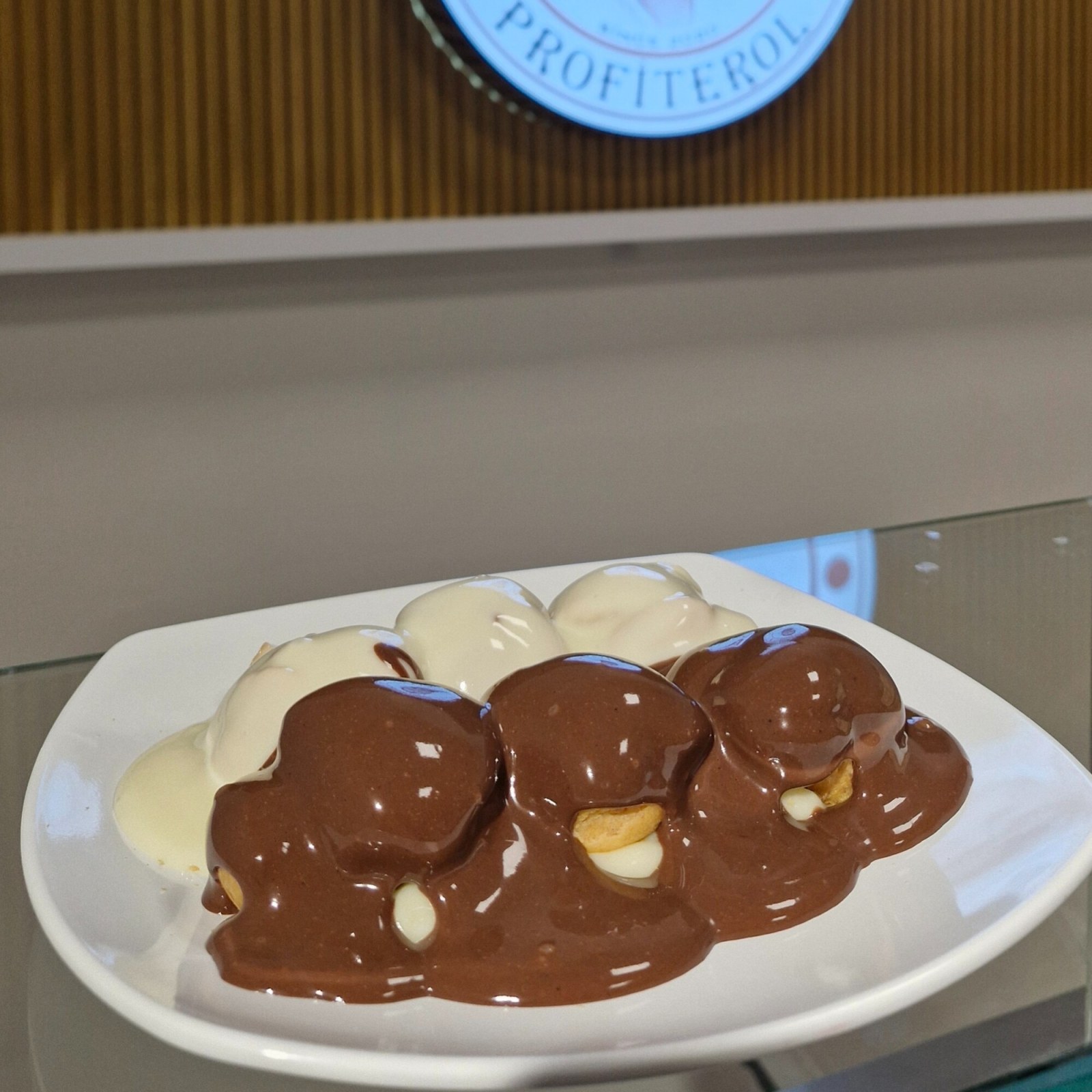 Karışık Çikolatalı Profiterol (1200 Gr.)