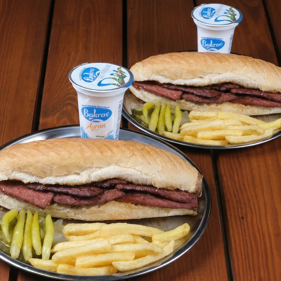 Sucuk Ekmek Menü