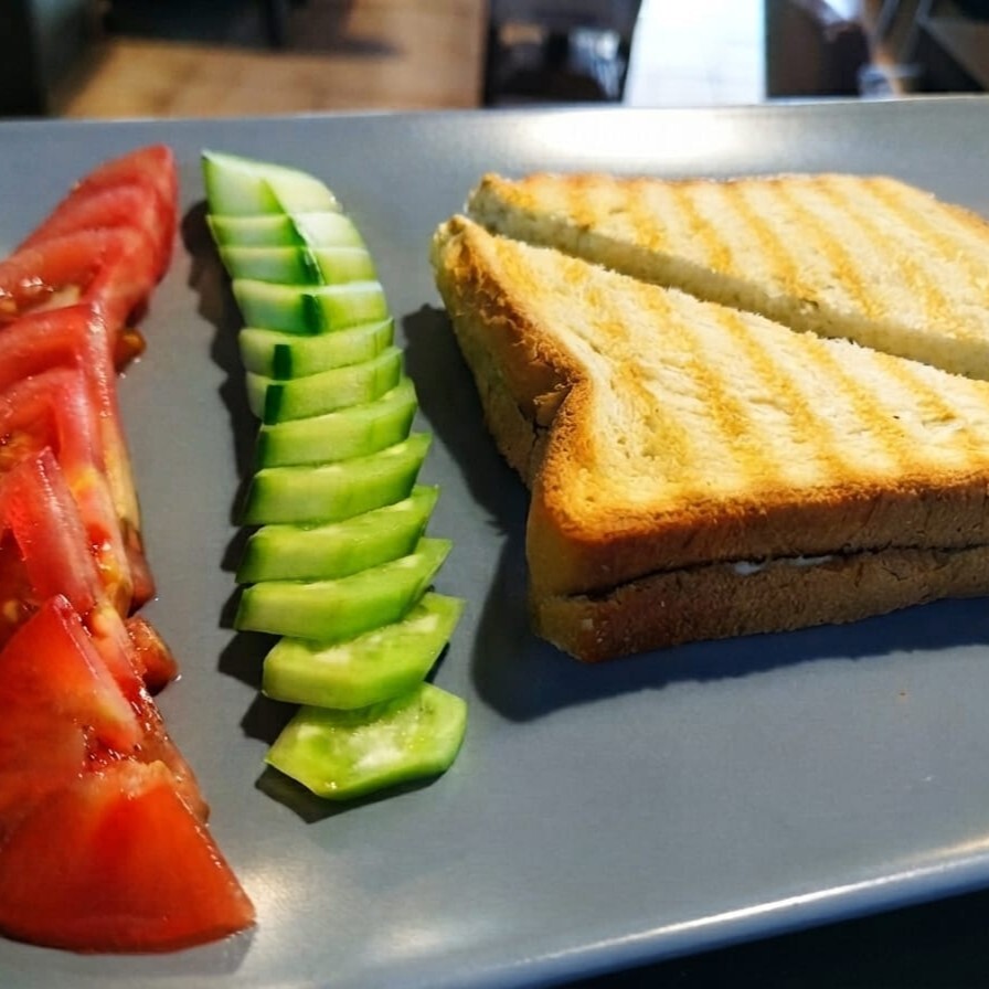 Sucuklu Tost