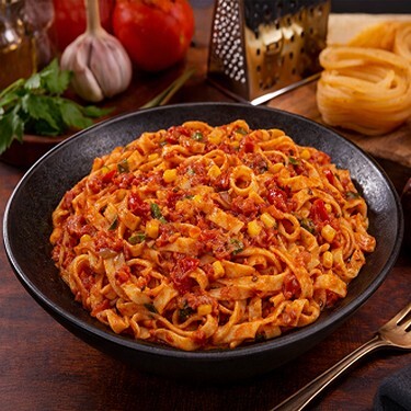 Salsa Soslu (Günlük Taze Makarna Fettuccine)