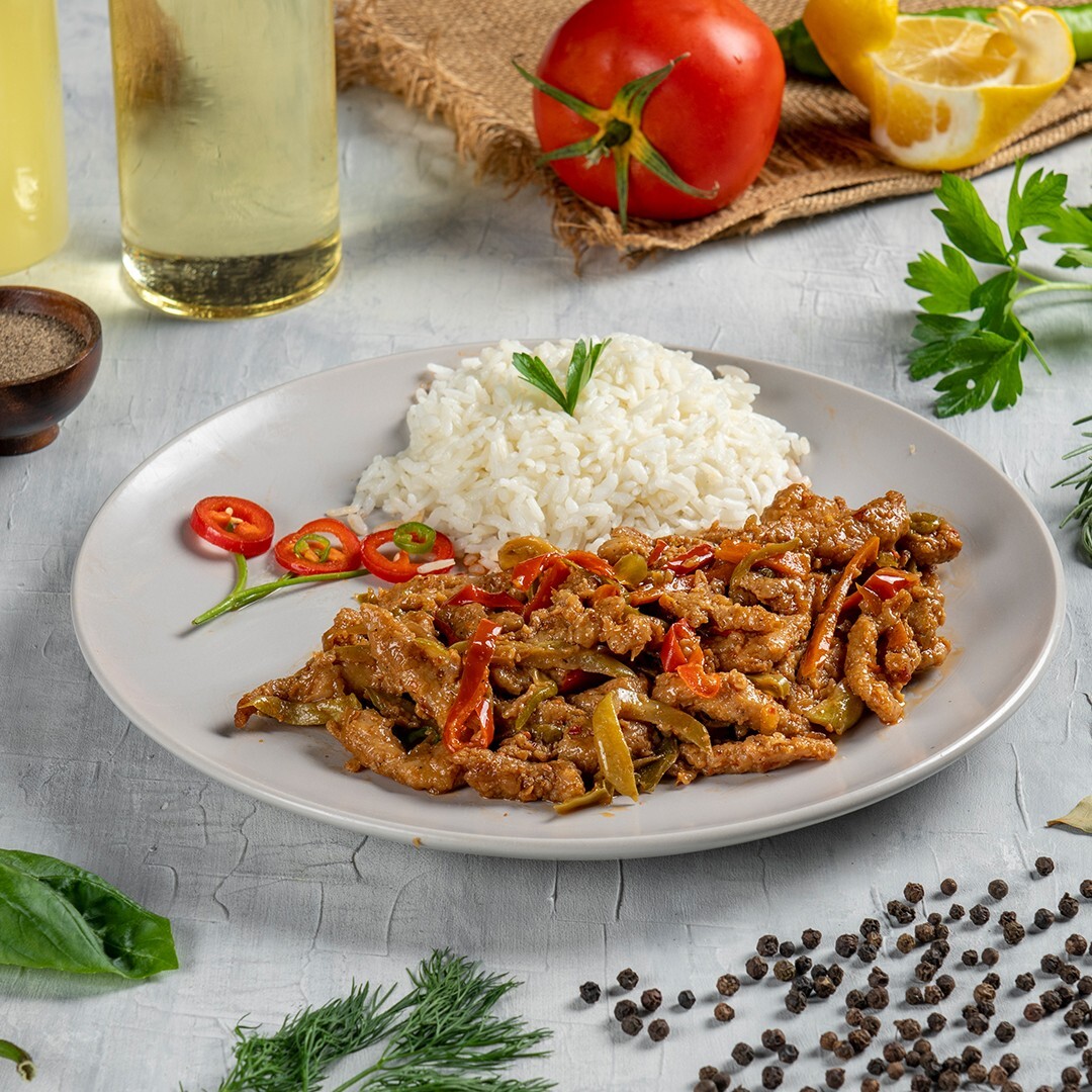 Çin Usulü Tavuk & Pirinç Pilavı 500 GR.