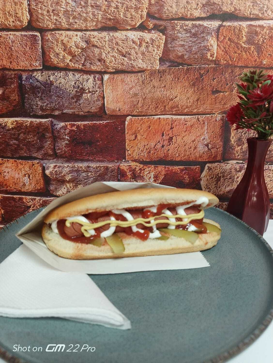 Sosisli(hot dog) sandviç