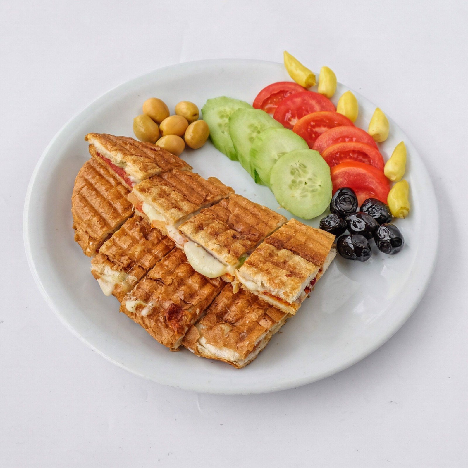 Kavurmalı Yumurtalı Tost