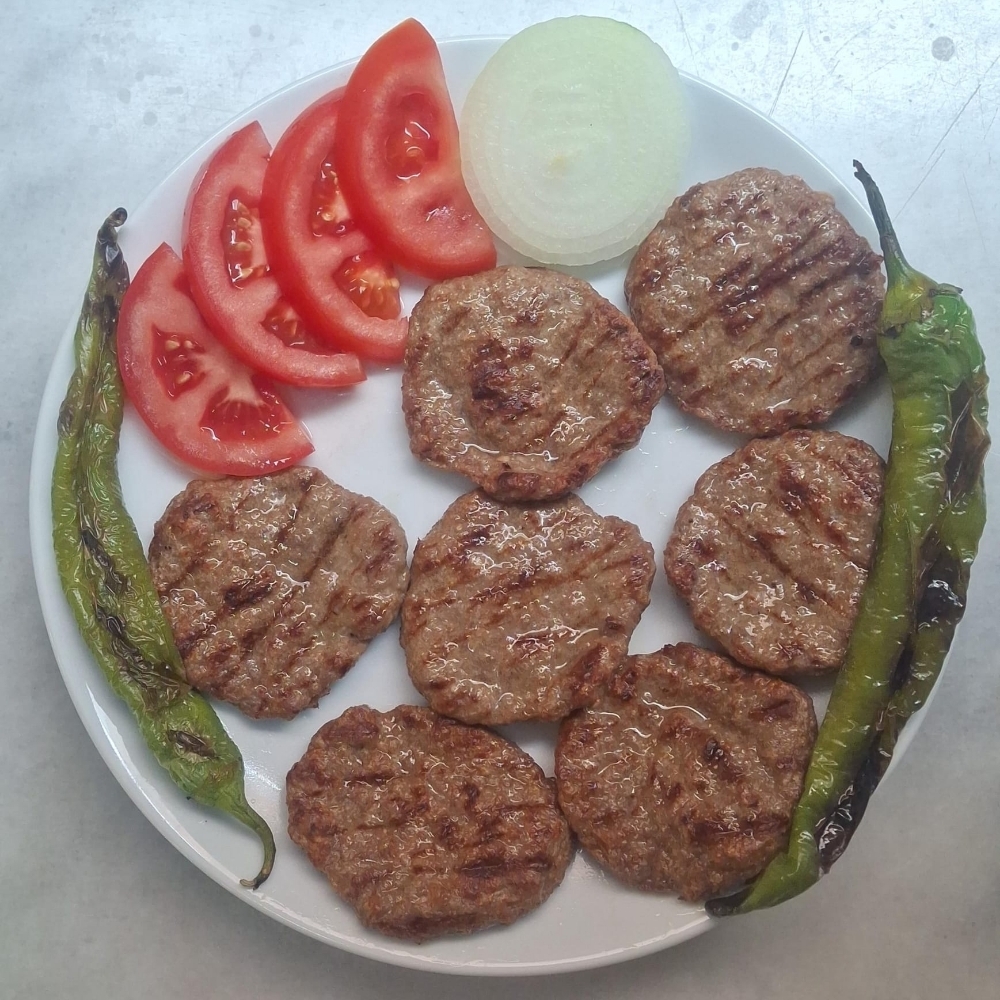 Izgara Köfte (1,5 Porsiyon)