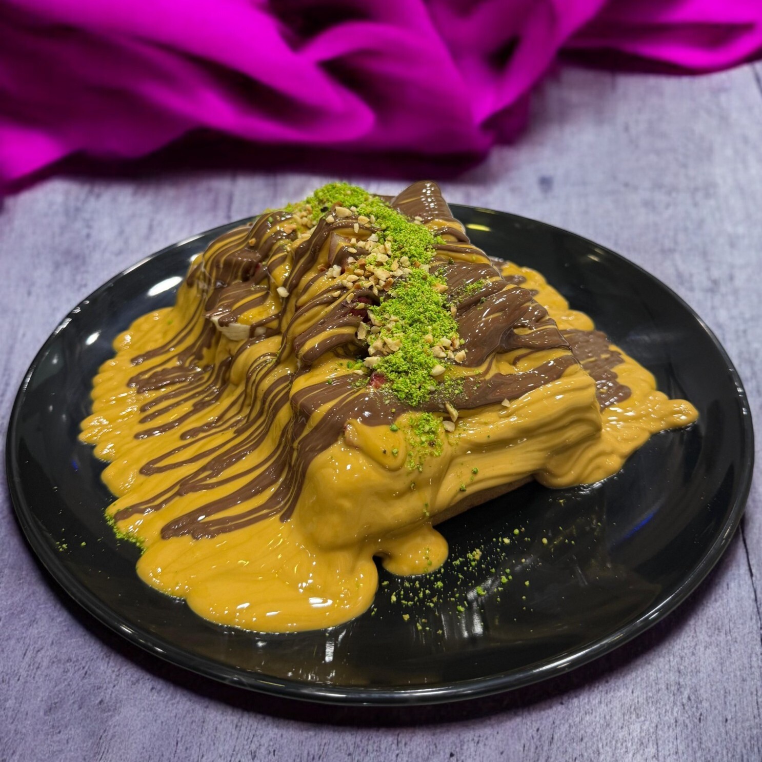 Karamel Fırtınası (Karamelli Waffle)