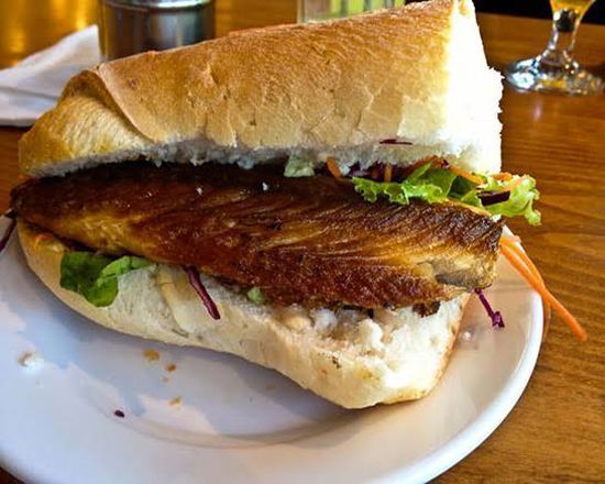 Ekmek Arası Uskumru