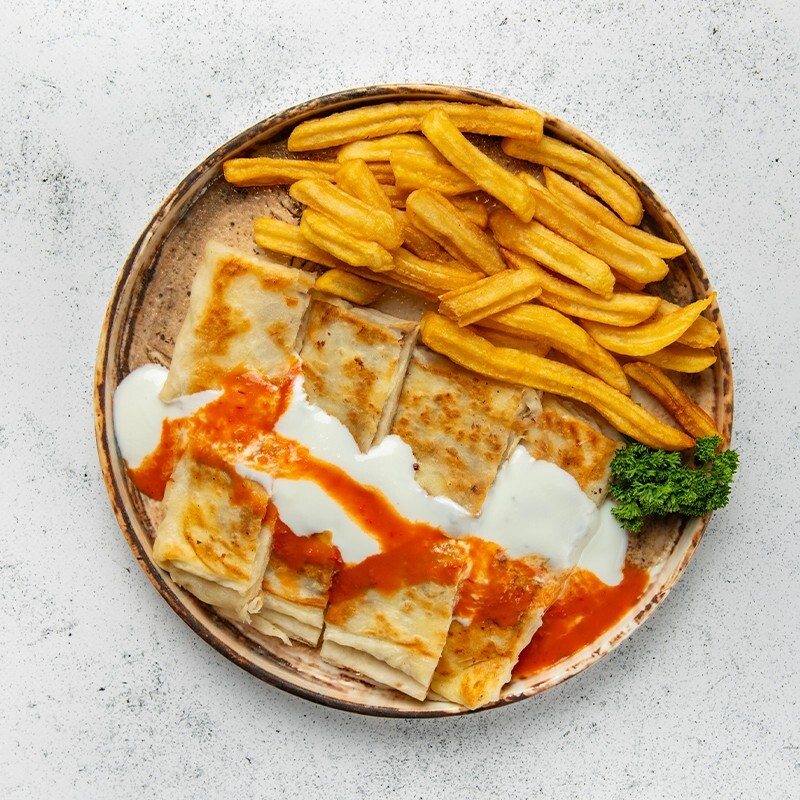 Kıymalı Yoğurtlu Gözleme (1007,4 KCal)