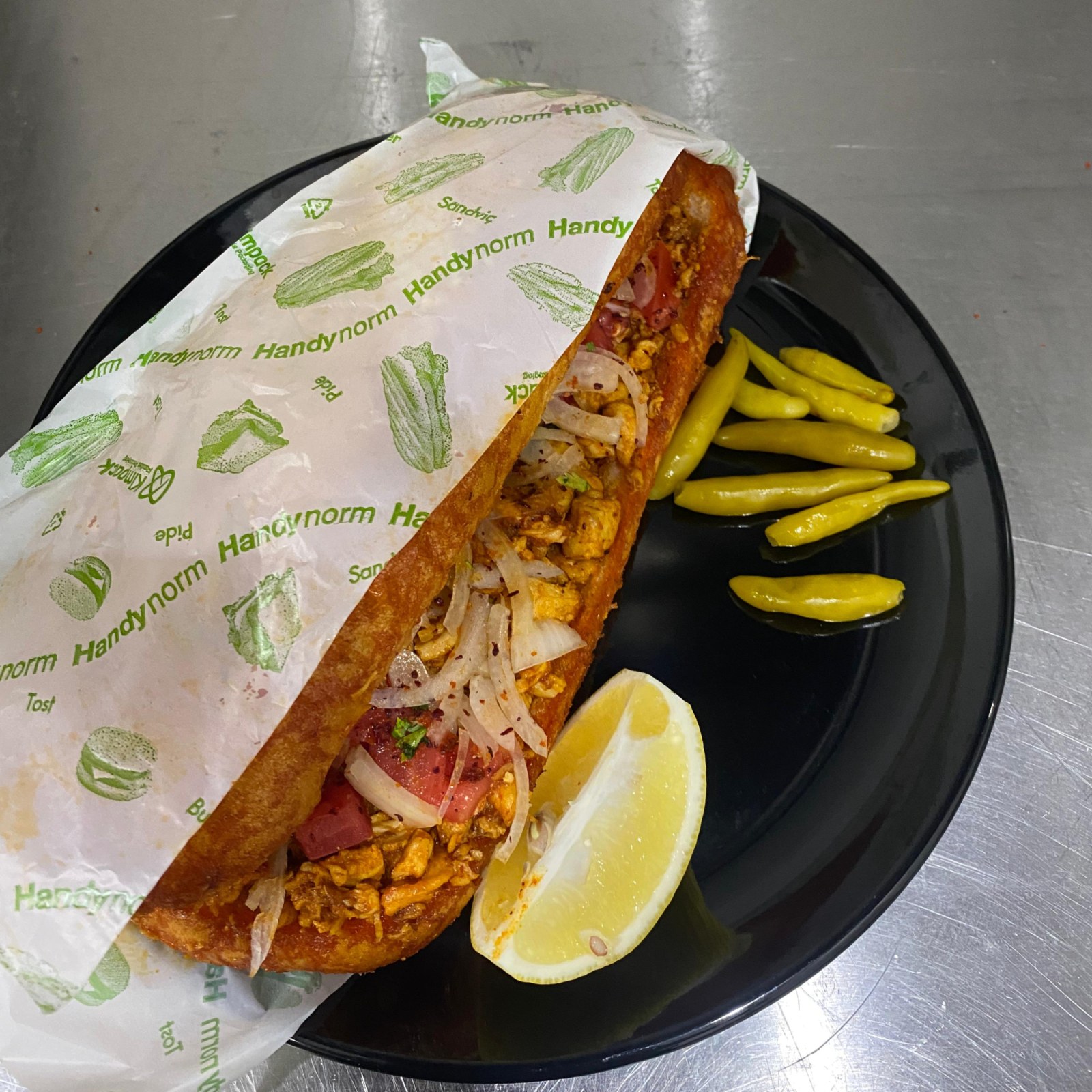 Ekmek Arası Tavuk Tantuni