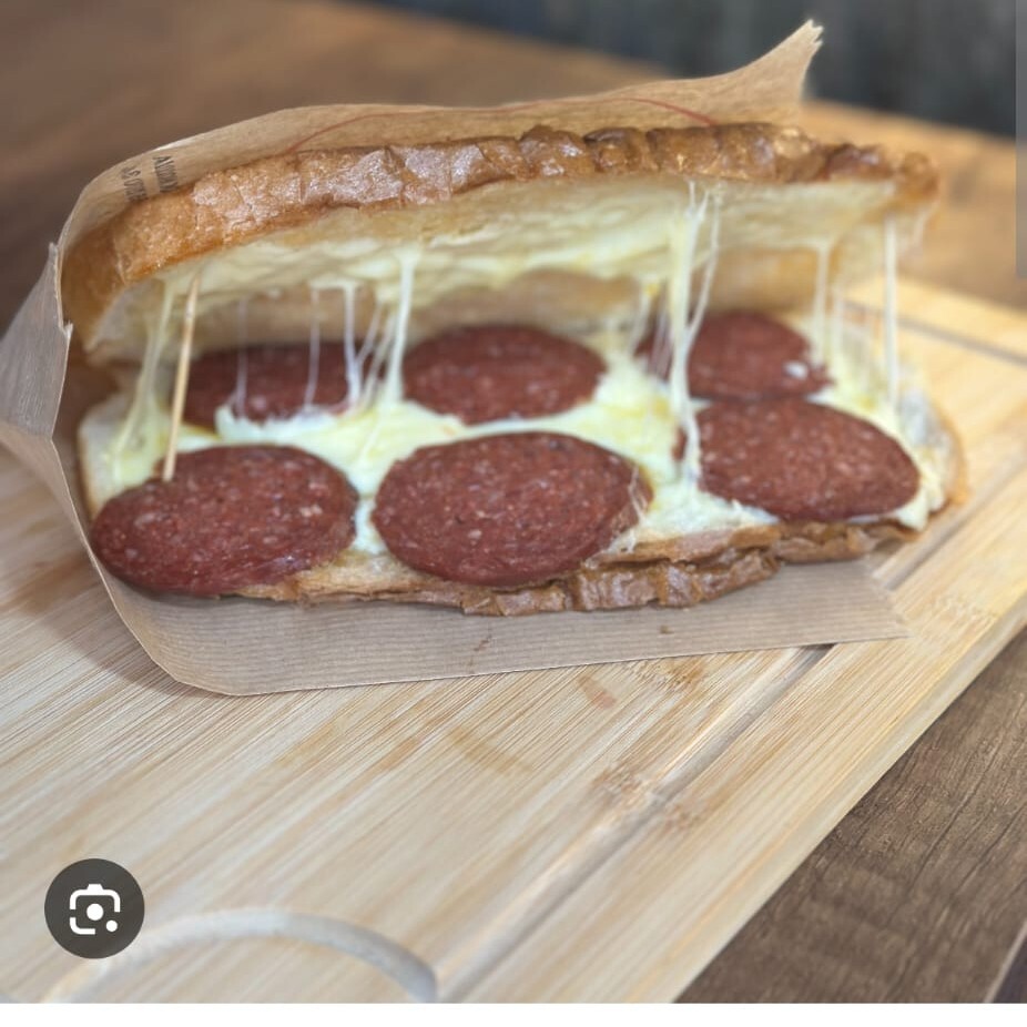 Kasap Sucuklu Kaşarlı Tost