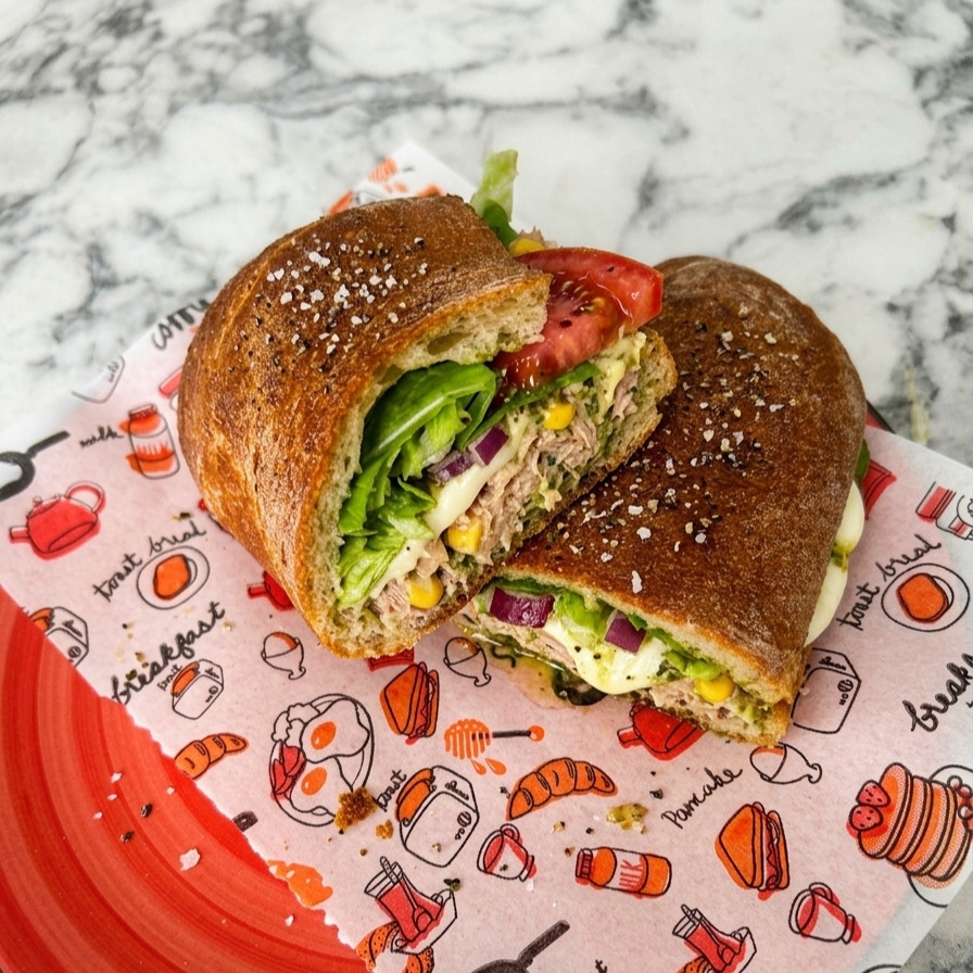 Avokado Soslu Ton Balıklı