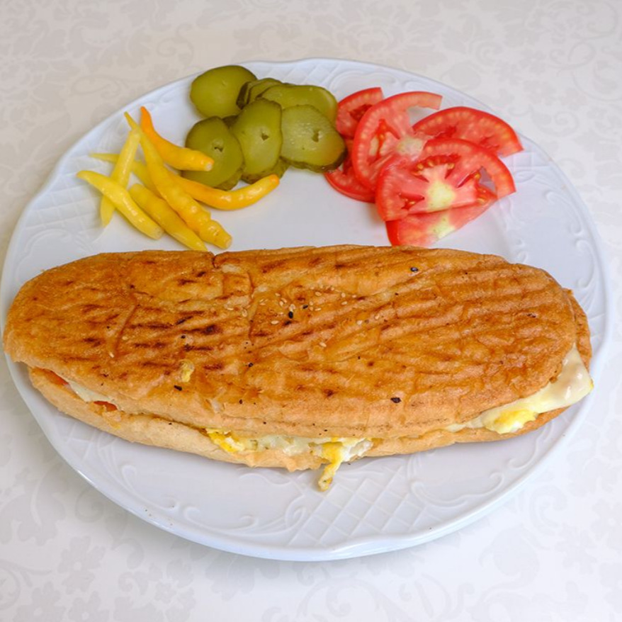Sandviç Ekmeğine Kaşarlı Tost