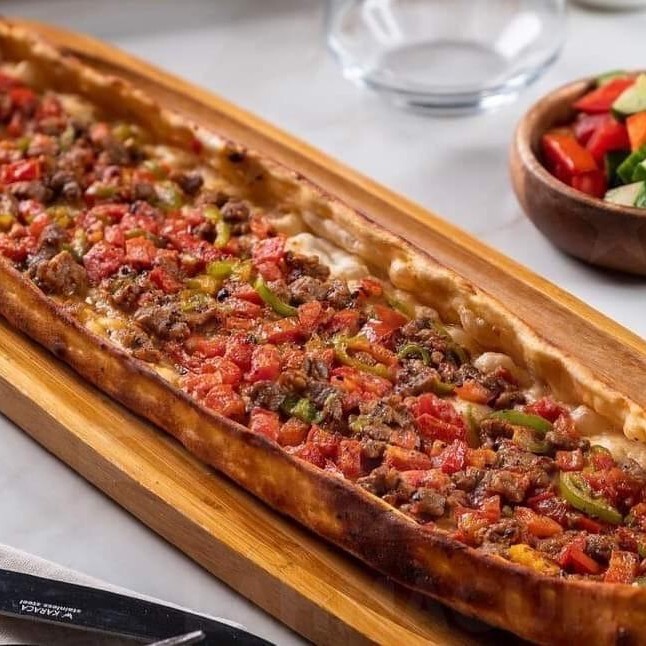 Kuşbaşılı Pide