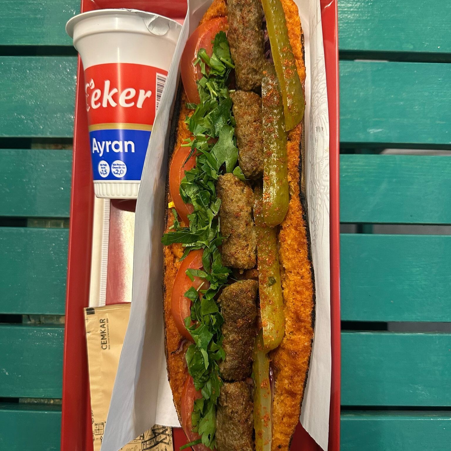 Tarihi kazanda köfte+Ayran