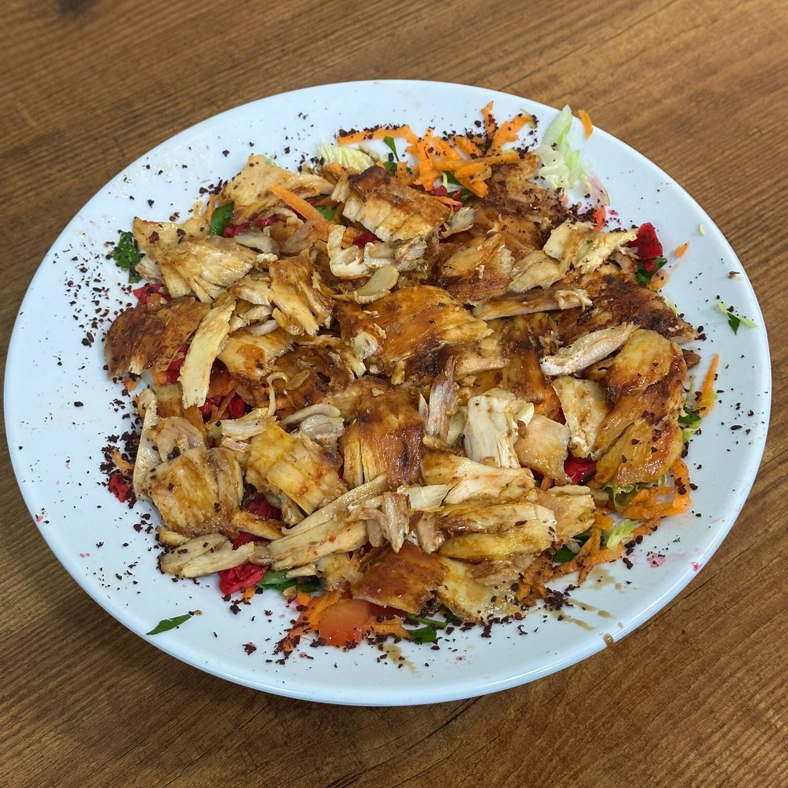 Sevdam Salata Üstü