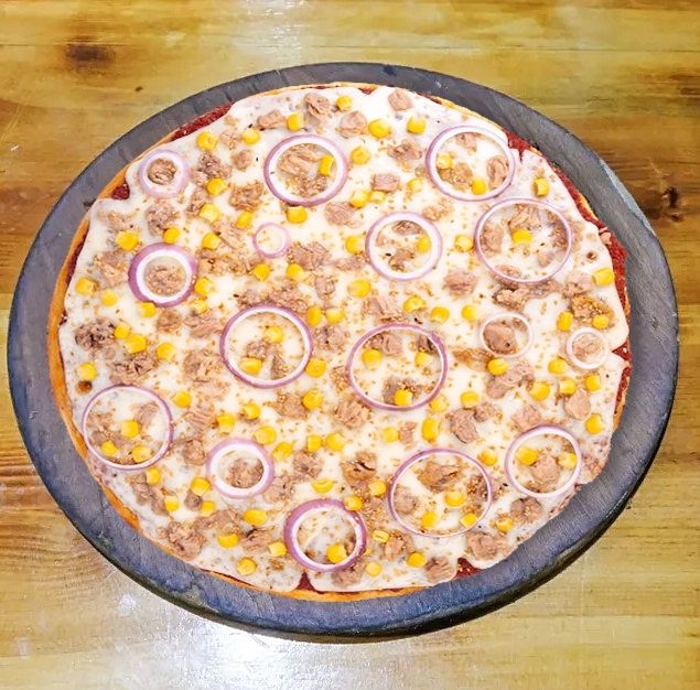 Ton Balıklı Pizza (Büyük)