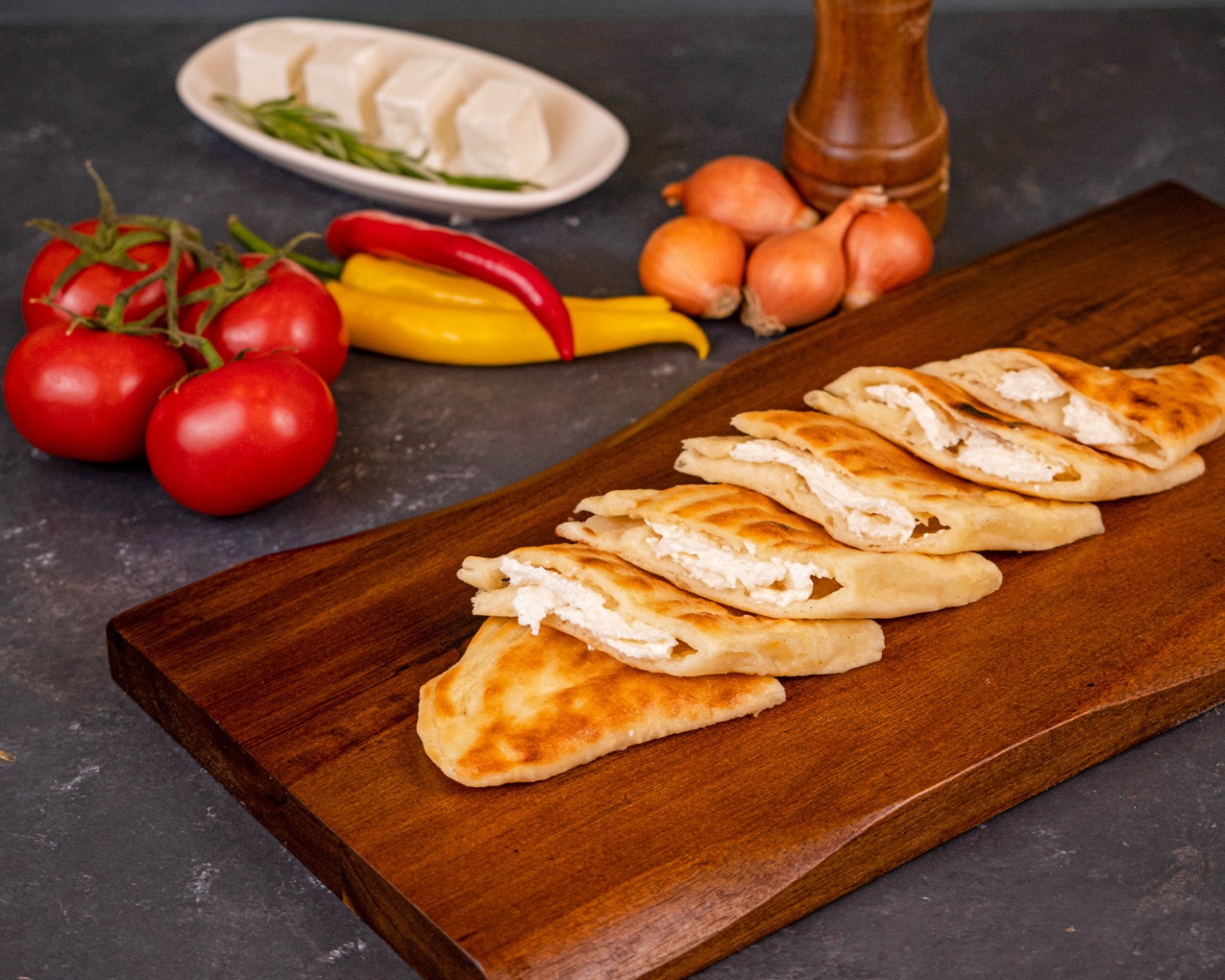 Peynirli Kır Pidesi (%100Beyazpeynir)