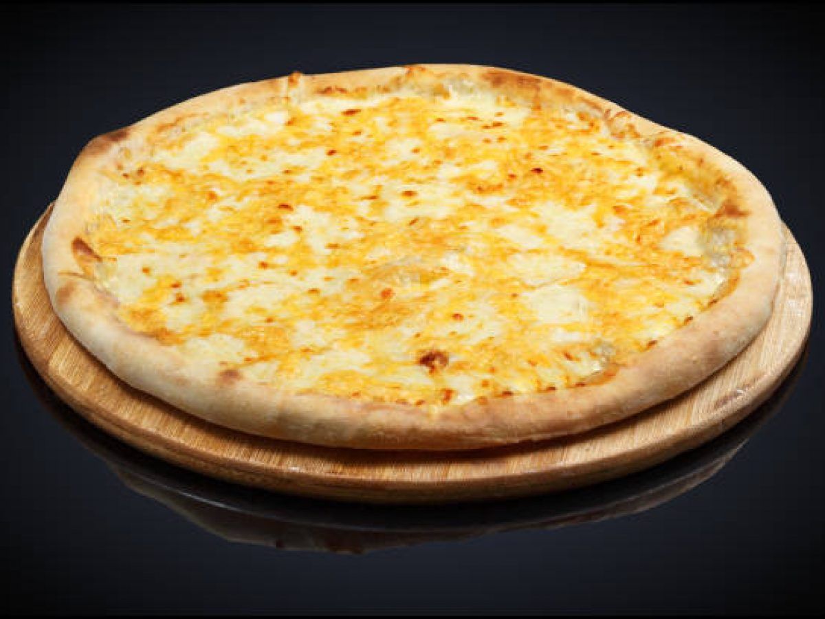 Üç Peynirli Pizza