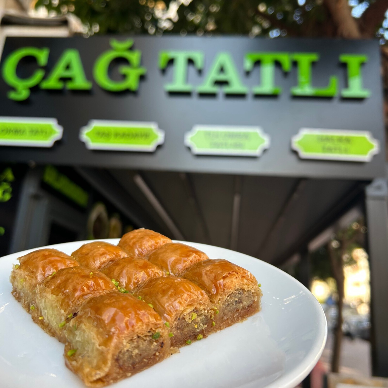 Cevizli Özel Baklava(küçük dilim) (500 gr.)