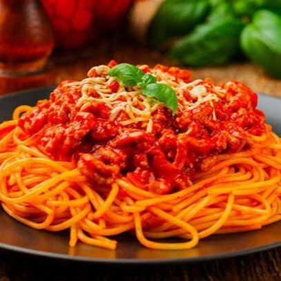 Spagettı Bolonez