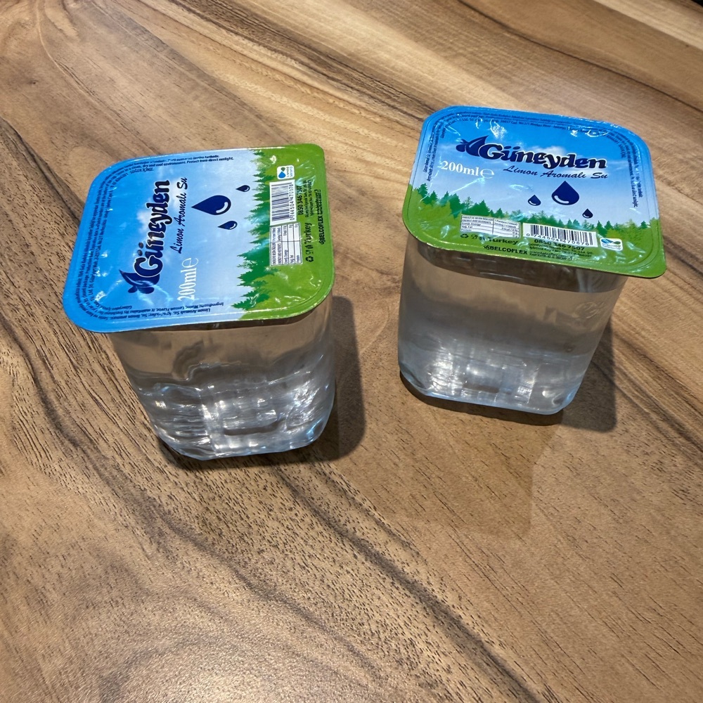 Bardak Su (200 Ml)