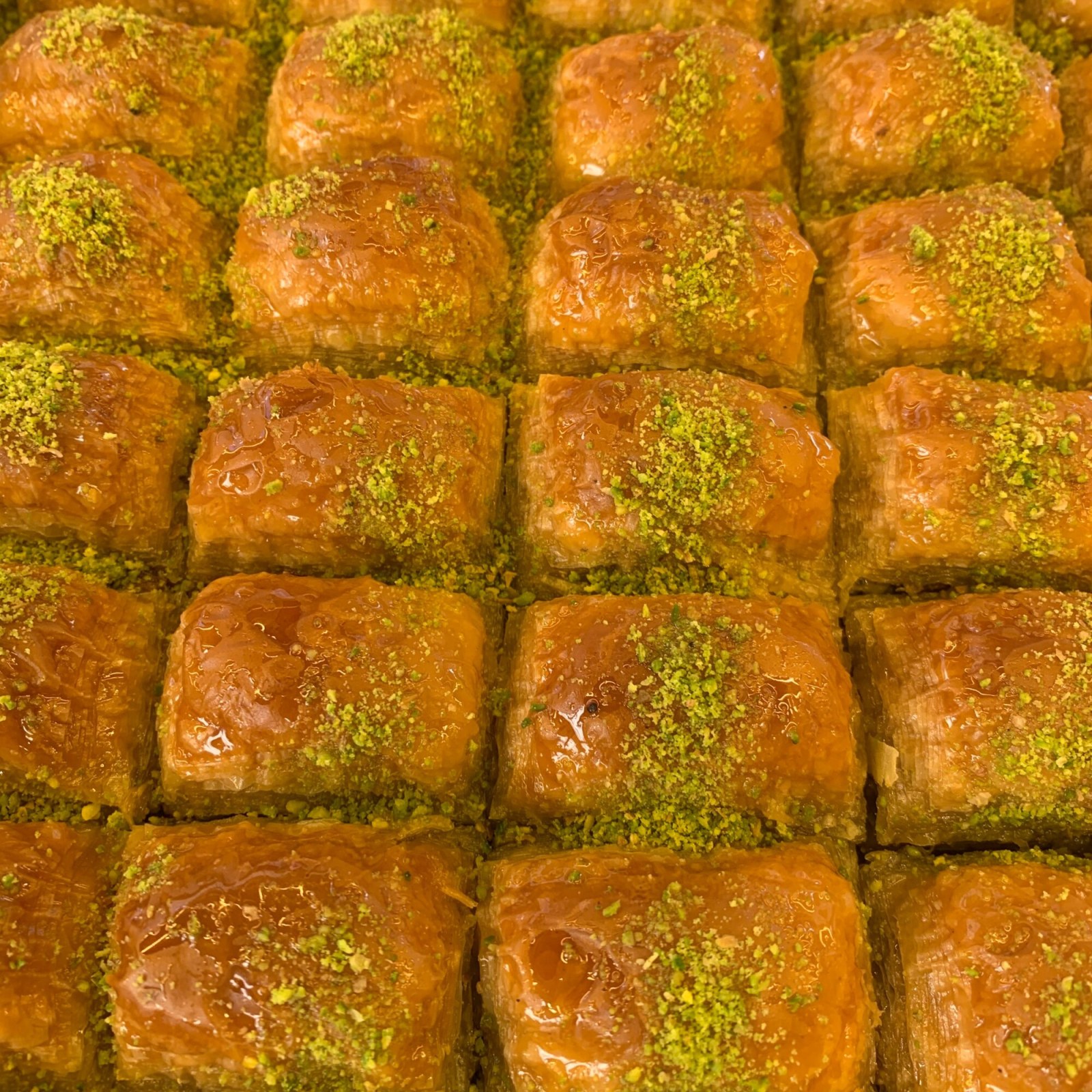 Fıstıklı Baklava (1 kg)
