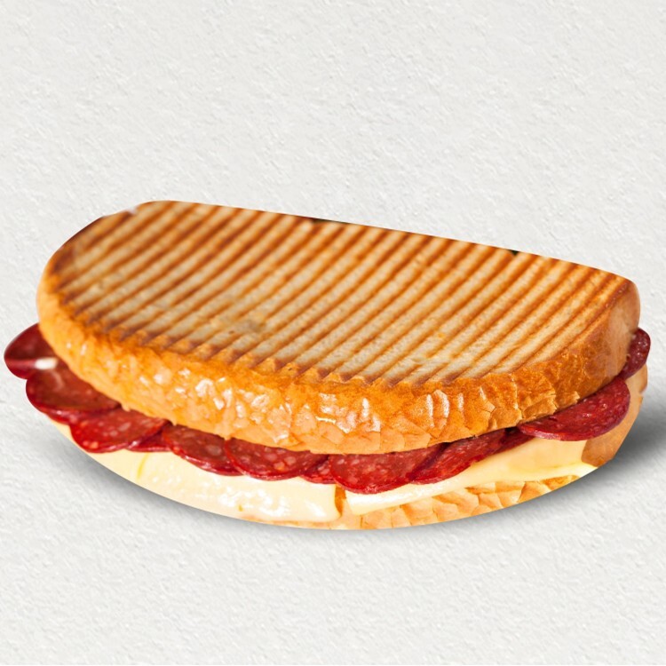 Ayvalık Ekmeğine Sucuklu ve Kaşarlı Tost