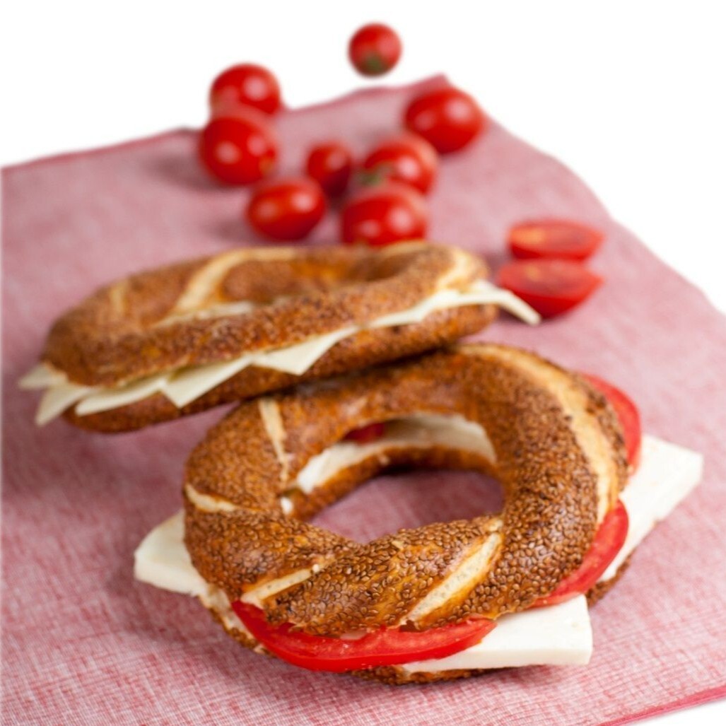 Simit Arası Peynir Domates
