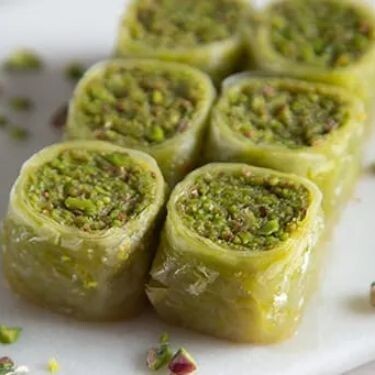 Fıstıklı Paşa Tatlısı ( 1 kg )