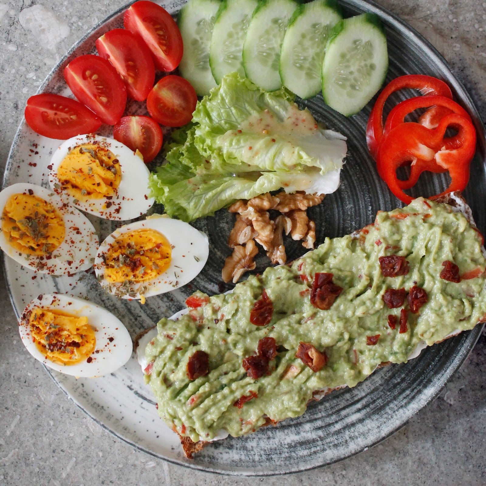 Fit Kahvaltı (XL) + Taze Sıkılmış Meyve Suyu(HAVUÇ+ELMA)