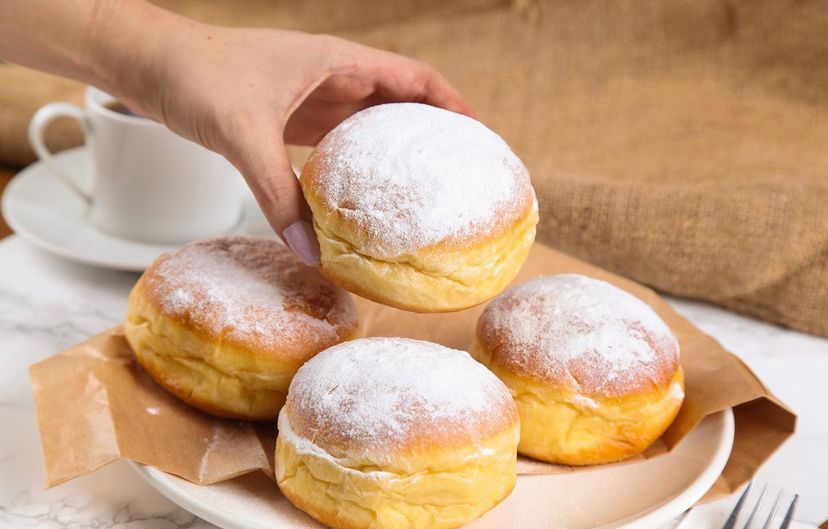 Frambuazlı Krapfen