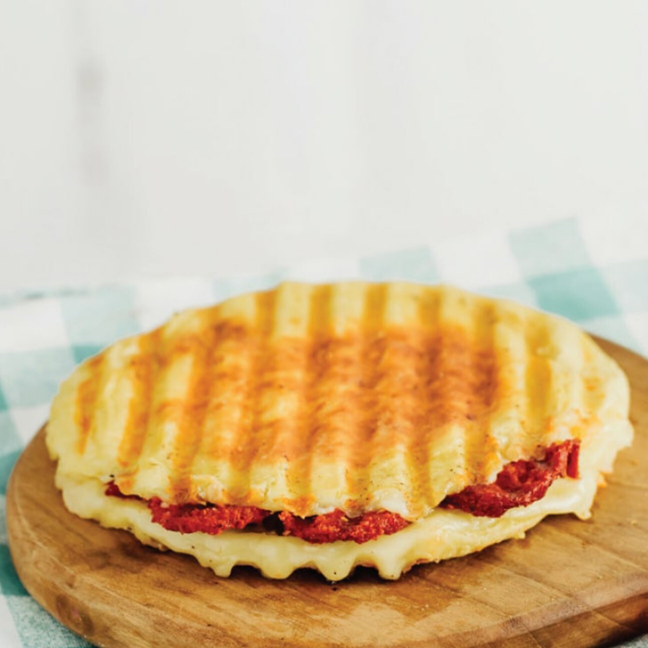 Sucuklu Bazlama Tost
