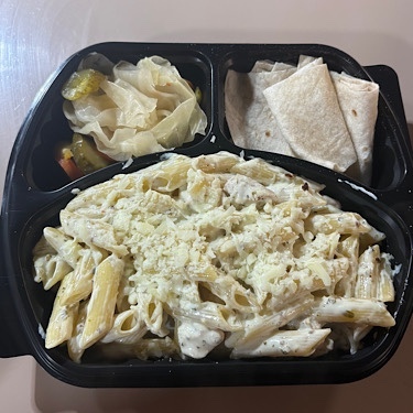 Kekikli Kremalı Tavuklu Makarna