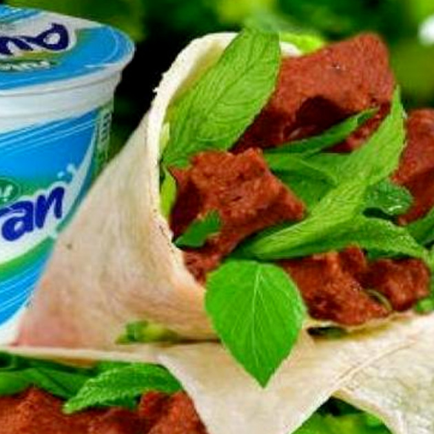 Süper Karışık Atom Dürüm + B. Ayran