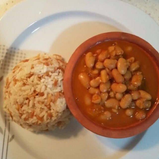 Pilav ve Kuru Fasulye Yemeği