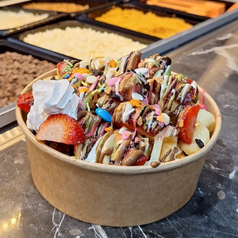 Mix Bowl Waffle (Maxi) (Özel Sunum 2-3 Kişilik)