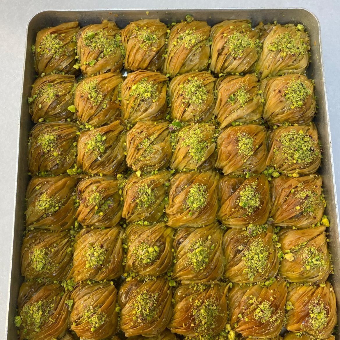 Fıstıklı Midye Baklava(1 Tepsi)