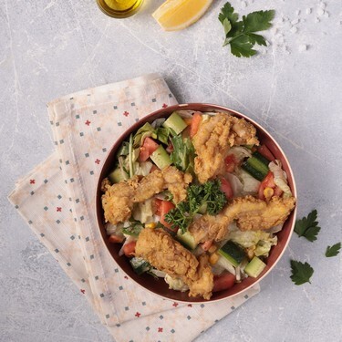 Çıtır Tavuklu Salata