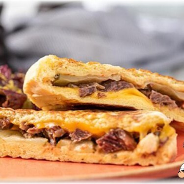 Yarım Kavurmalı Kaşarlı Tost