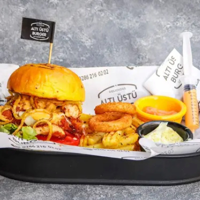 Acılı Chicken Burger