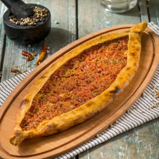 Kıymalı Pide
