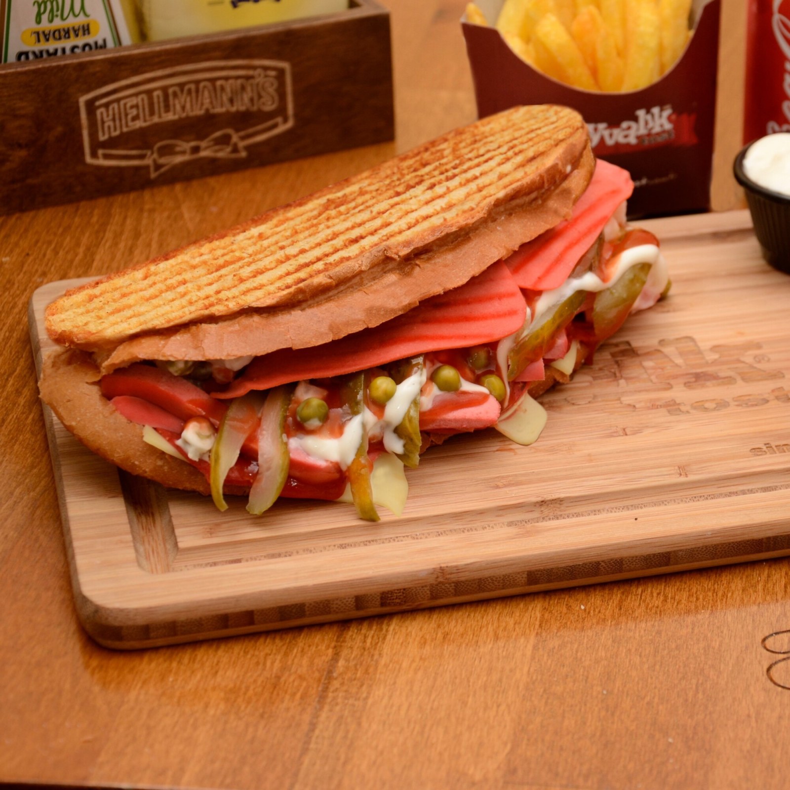 Mega Karışık Tost