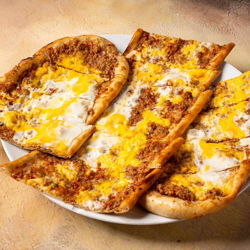 Kıymalı & Kaşarlı & Yumurtalı Pide