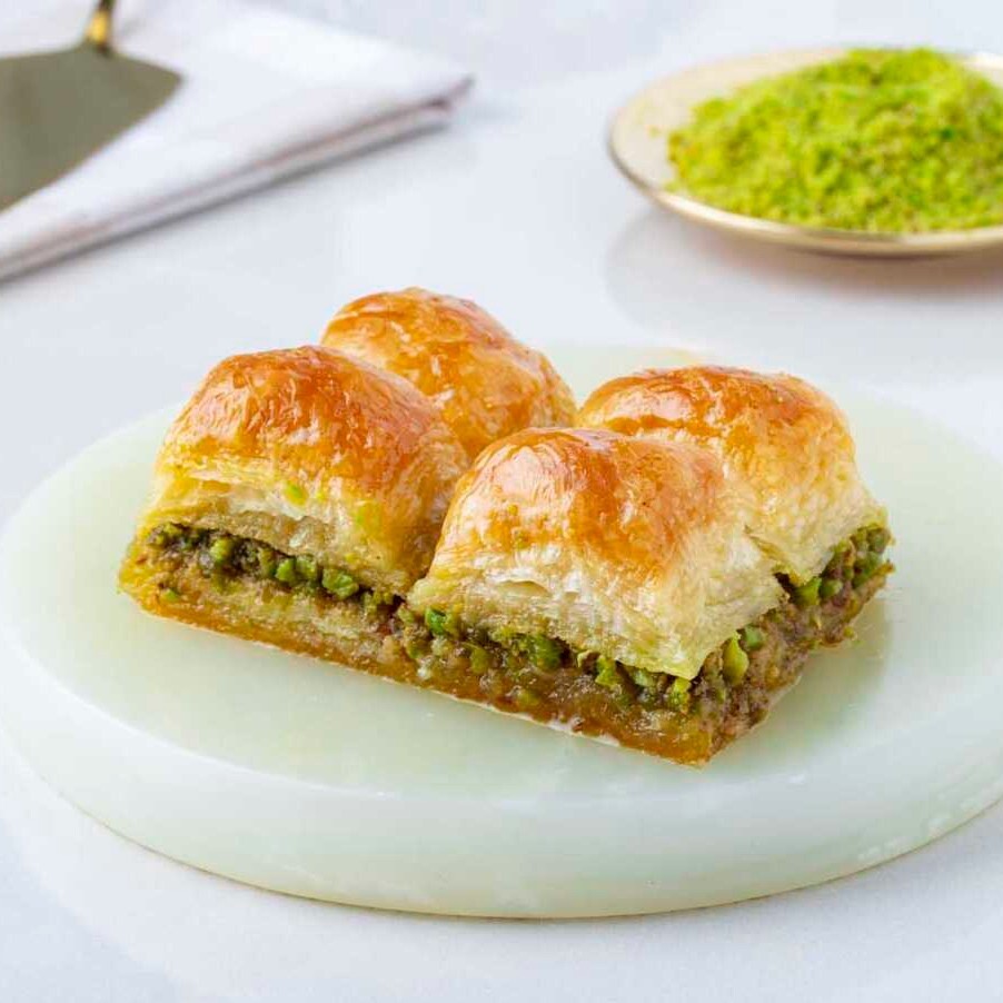 Fıstıklı Baklava (1 kg)