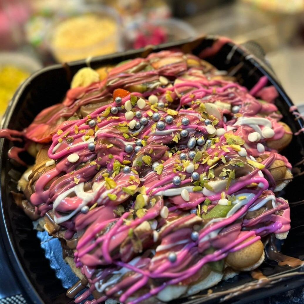 Frambuaz Soslu Waffle