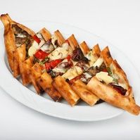 Sebzeli Pide