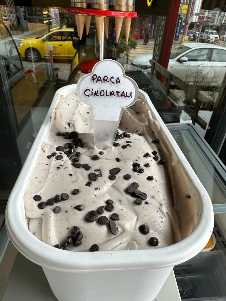 Parça Çikolatalı Dondurma(500gr)