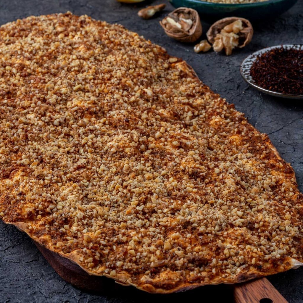 Cevizli Lahmacun